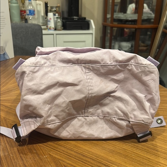 Fjällräven Kånken Beige Backpack - Picture 9 of 9